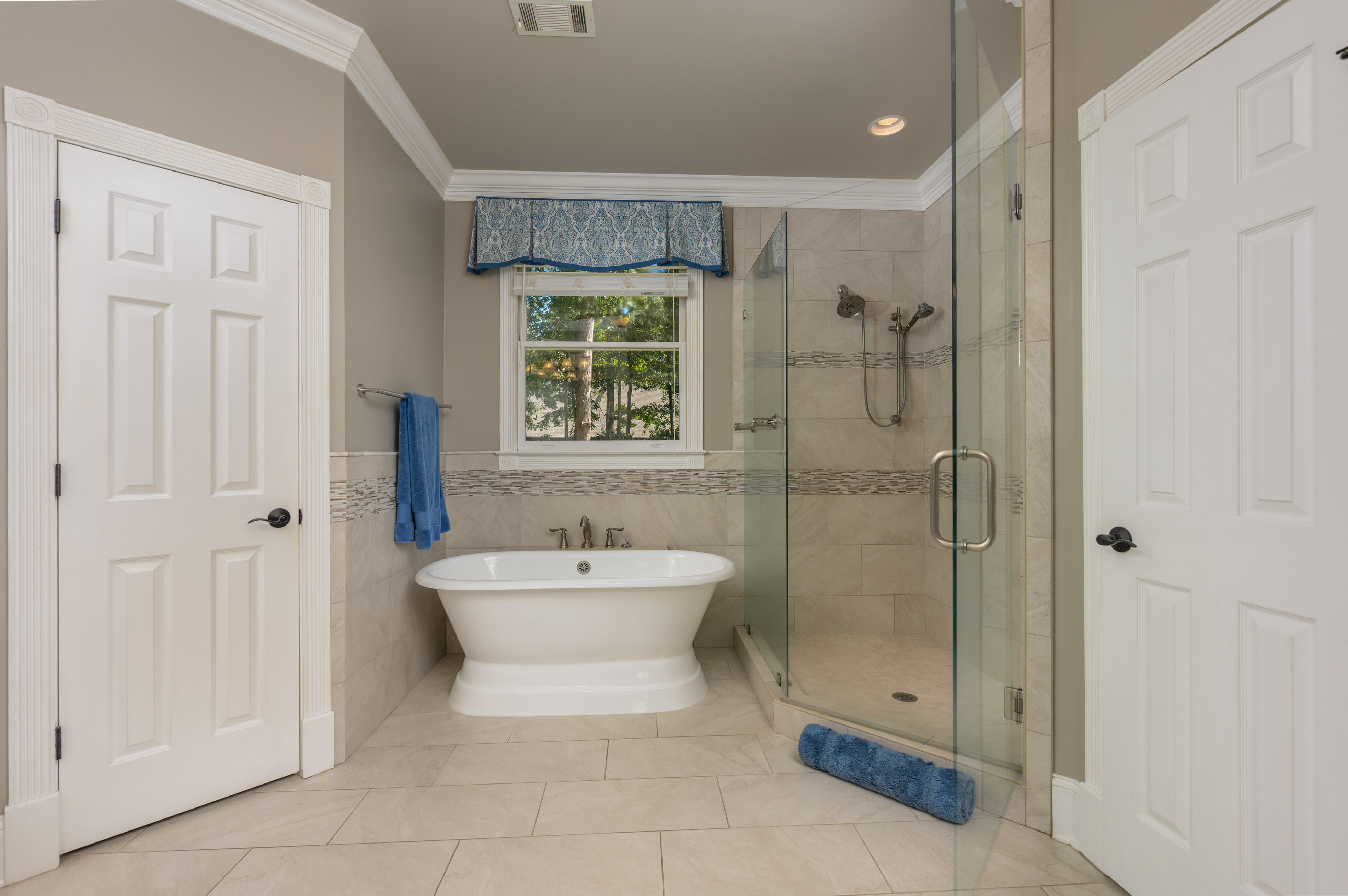 1060 Liberty Bluff Court image 23